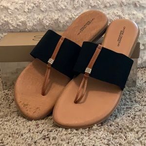 André Assous Black Sandals
